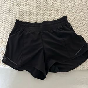 Lululemon black hotty hot shorts